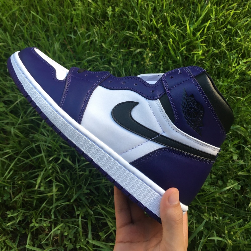 Jordan 1 court purple size 10 2.0 deadstock